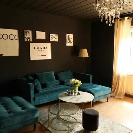 Anna Apartment *